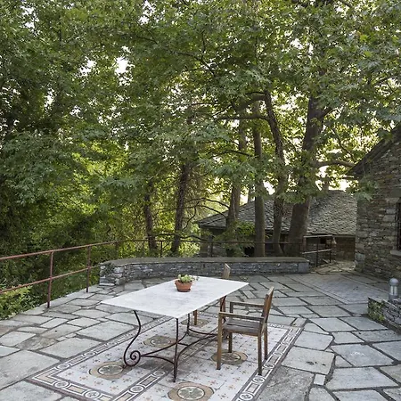 Anovolios Boutique Отель