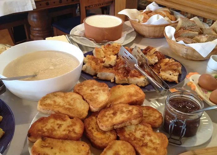 Anovolios Boutique 安吉斯乔治亚斯尼拉